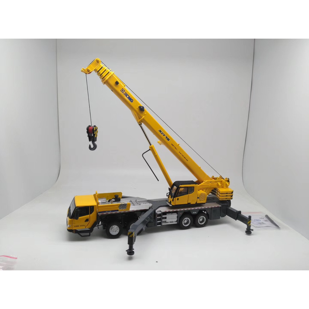 ใหม่ XCT75 Tons Full Ground Crane Alloy Engineering Vehicle Model 1: 50