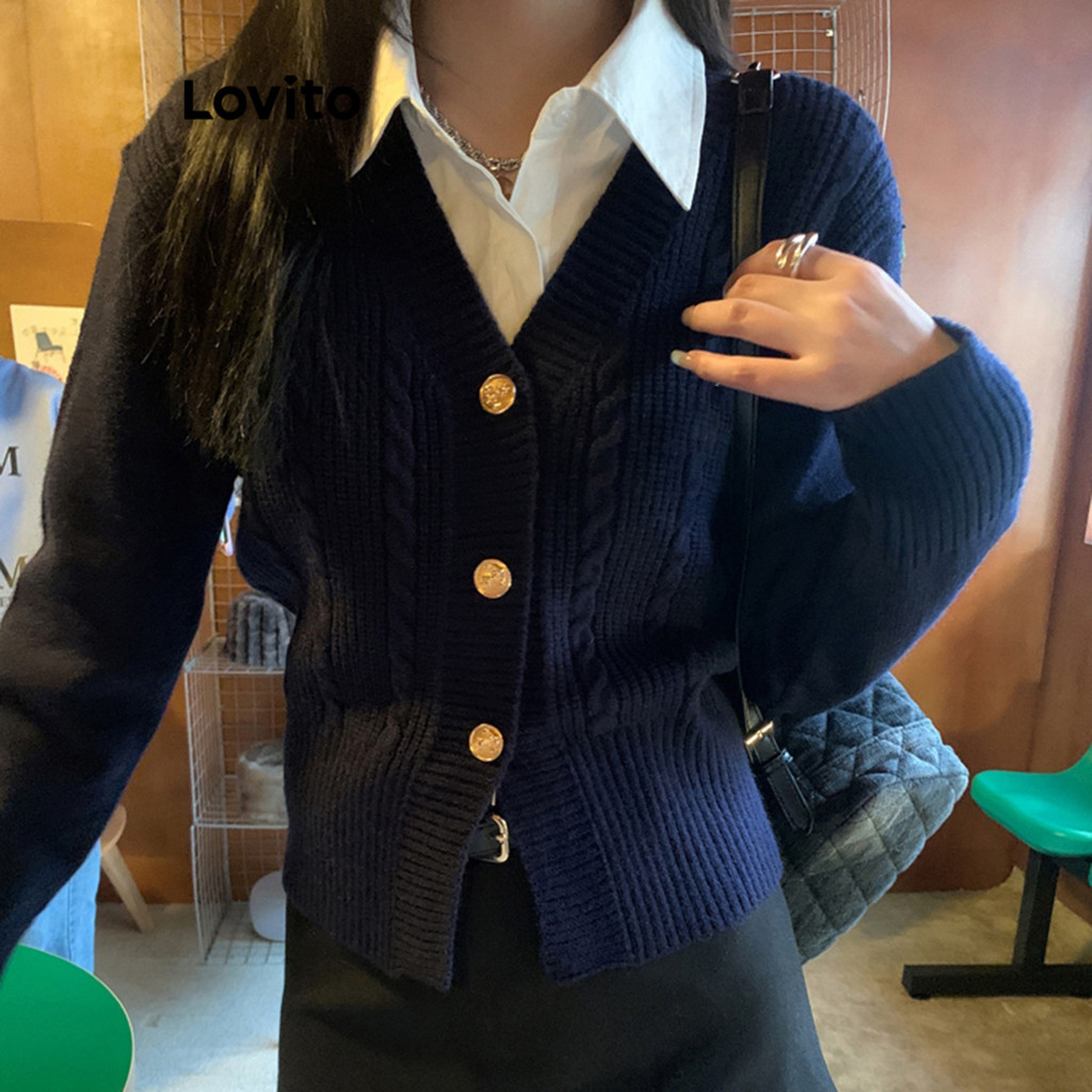 Lovito เสื้อคาร์ดิแกนลําลองเสื้อคาร์ดิแกนแยกด้านหน้าติดกระดุมสีพื้นสําหรับผู้หญิง LNE27151 (สีฟ้า)
