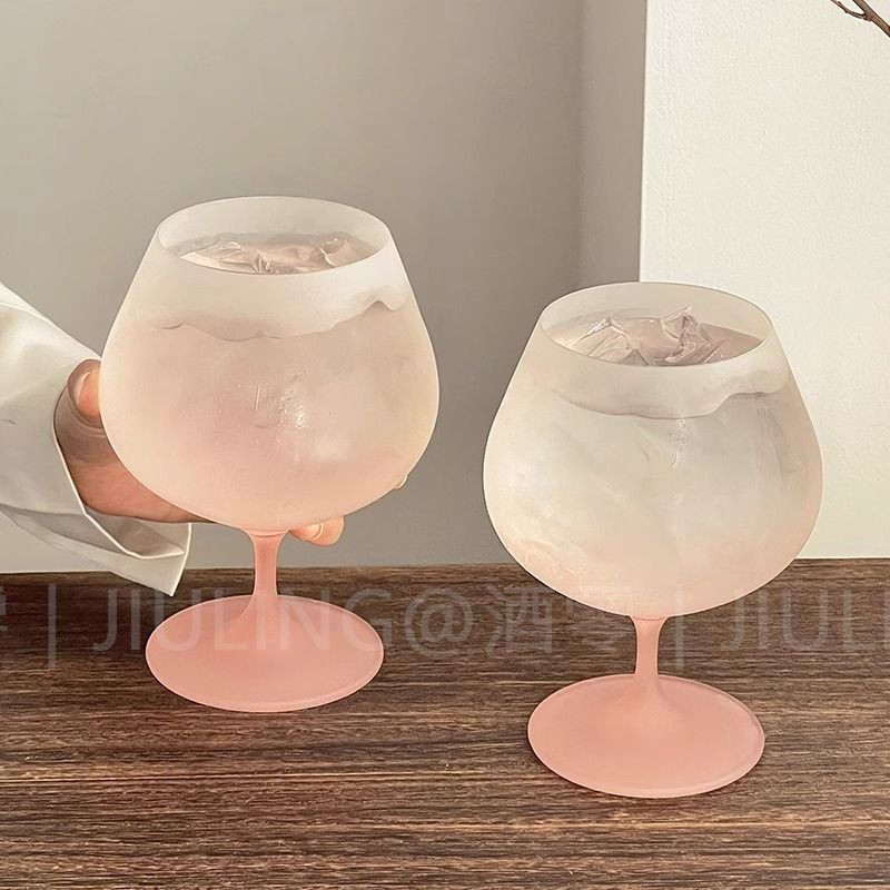 Goblet ins High-value Gradient Frosted Glass แก้วไวน์ในครัวเรือนฝรั่งเศสแก้วแชมเปญแก้วน้ําฤดูร้อน EE