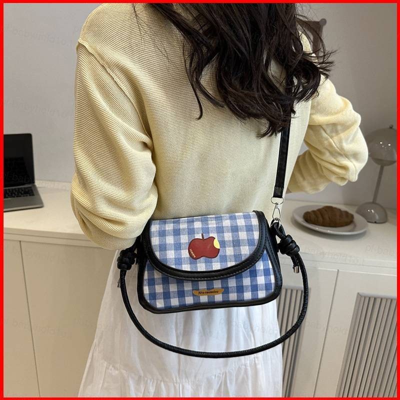Instagram Checkered Crossbody Bag ลาย Apple สำหรับผู้หญิง ใช้งานได้หลากหลาย