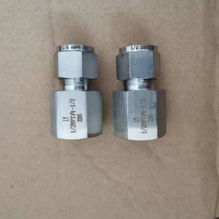 2507 Dual Phase Steel Dual Card Sleeve Straight-through Terminal Joint GLY501JT-1/2 "