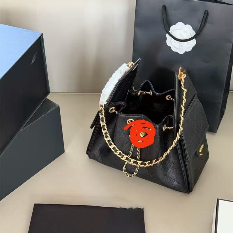 กระเป๋าสะพายไหล่ผู้หญิง, กระเป๋าถือหนัง, กระเป๋าถังความจุขนาดใหญ่, กระเป๋าข้ามเส้นทแยงมุมของโซ่คาเวียร์