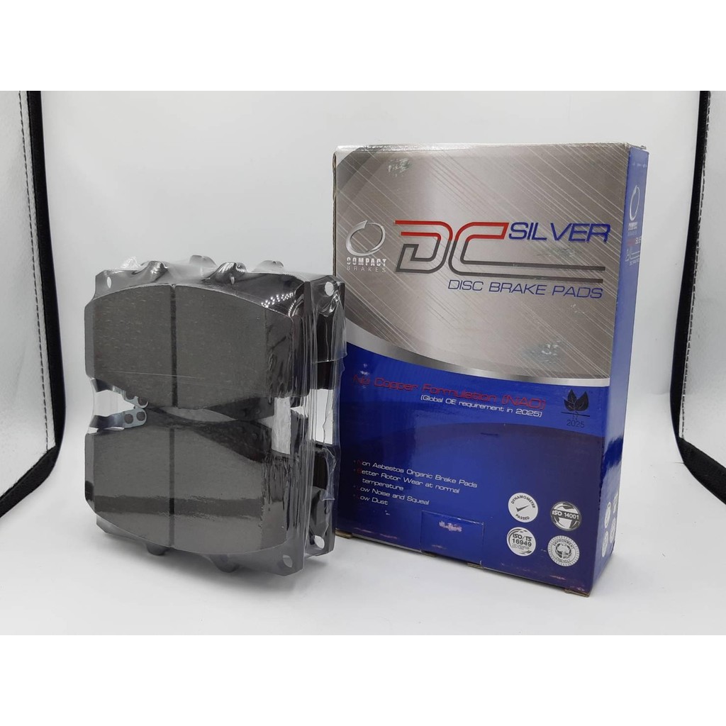 Compact ผ้าเบรคหน้าTOYOTA VIGO วีโก้ 2.5, 3.0 4WD 2004-08 VIGO Prerunner 2004-11 Fortuner ฟอร์จูนเนอร์ 4WD 2005-08