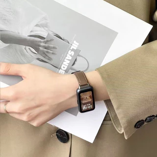 สายแม่เหล็กหนัง for สมาร์ทว็อช Huawei Band 11/11Pro 10 9 8 NFC สร้อยข้อมือเปลี่ยนกีฬาอ่อน แถบแม่เหล็กปรับได้