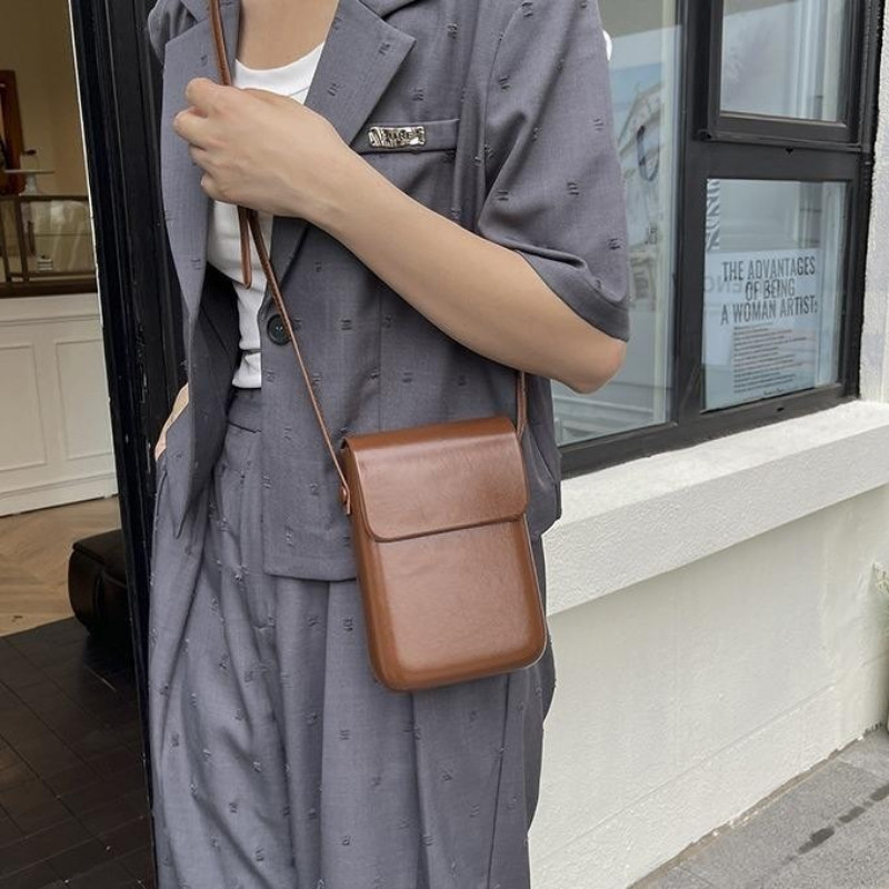 กระเป๋าคล้องไหล่-mini สไตล์ Minimalist Vintage Chic สีทึบ เคสโทรศัพท์ในตัว เหมาะสำหรับการเดินทาง ราคา ถูกที่สุด ดีลบีเคเค แกลเลอรีภาพที่ 8