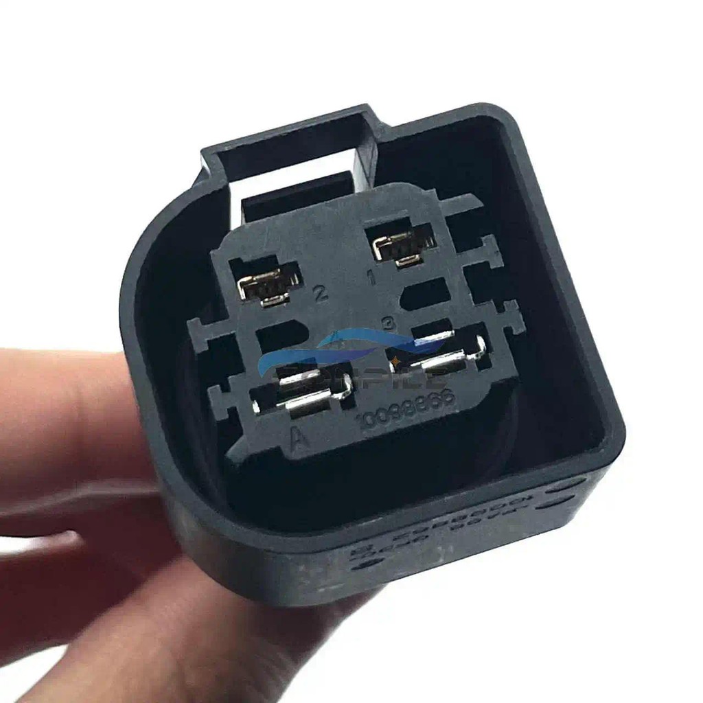 1 ชิ้นสําหรับ Mercedes-Benz BMW 3 5 7 X5 X6 X1 Z4 N52 N54 N55 ปั๊มน้ําอิเล็กทรอนิกส์ปลั๊กสายรัดเชื่อ