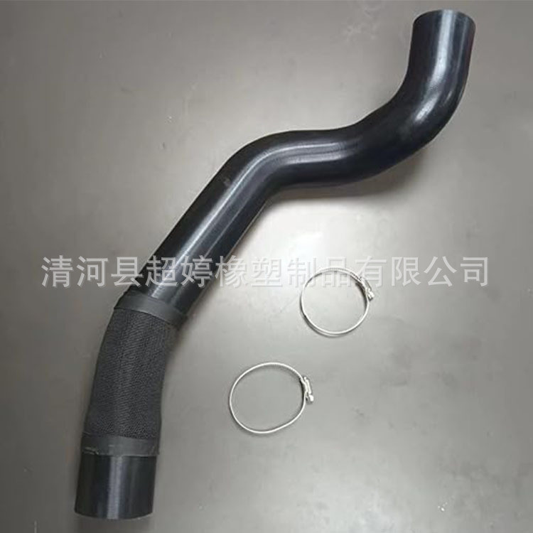 จัดหาท่อหม้อน้ํารถยนต์ UK01-13-246D AB39-6K683-CE AB39-6K683-CF