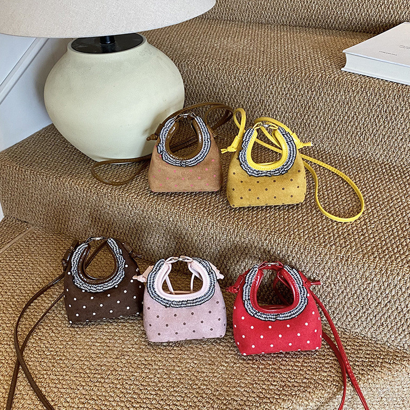 กระเป๋าเด็กฤดูใบไม้ร่วงฤดูหนาว Retro Polka Dot Suede Mini Half Moon กระเป๋าลูกไม้สาว Messenger กระเป