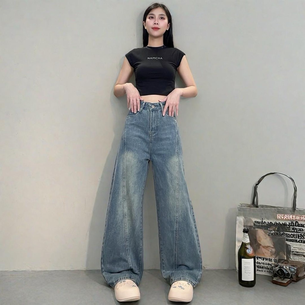 NAMCHA กางเกงยีนส์ กางเกงยีนส์กระบอกใหญ่ สียีนส์นัว 2573
