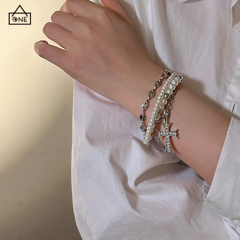 COD❤️สร้อยข้อมือลูกปัดไม้กางเขนหลายชั้น ดีไซน์ไฮเอนด์ สไตล์เรโทร หวาน เท่ สไตล์ยูนิเซ็กซ์-a.one