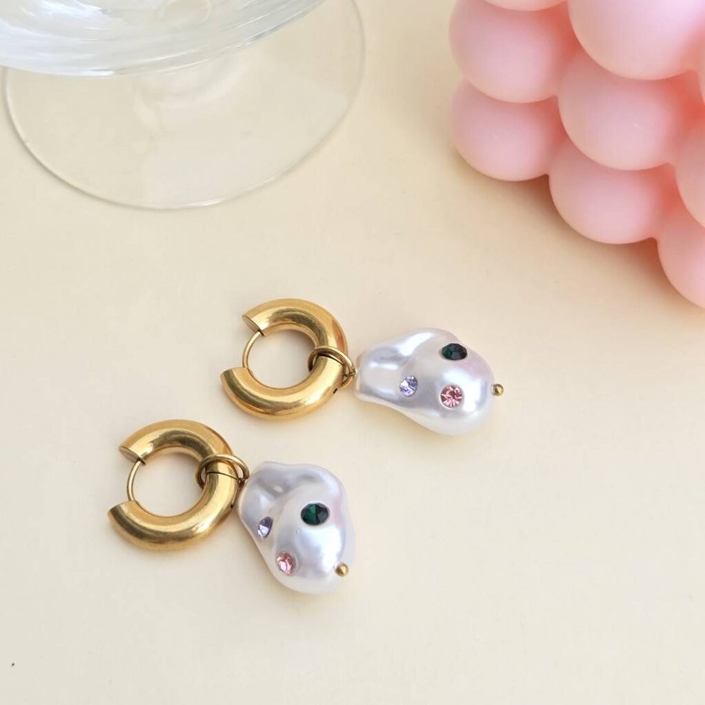 (WELRY.acc) พร้อมส่ง ต่างหูไข่มูกประดับเพชรสี รุ่น Lune