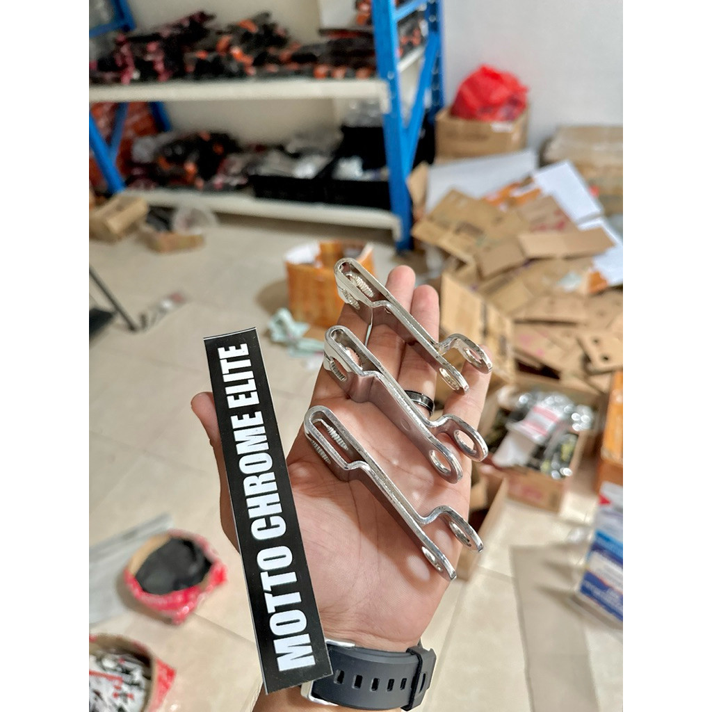 43410 KPH 900 เบรคด้านหลังสูง KARISMA SUPRA X125 BLADE REVO original CHROME