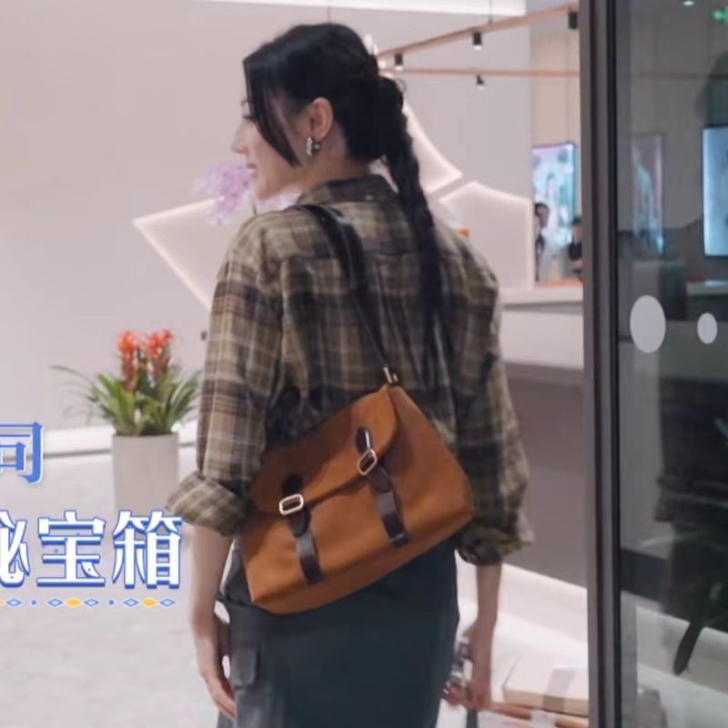 Dilire กระเป๋าเกาหลี Niche Suede Suede Messenger กระเป๋าเกาหลี Niche Suede กระเป๋า Deli Reba กระเป๋า