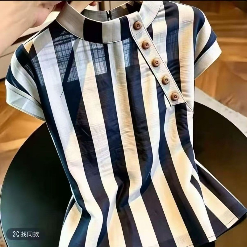 ฤดูร้อนของผู้หญิงเวอร์ชั่นเกาหลีใหม่ยืนขึ้นปกปุ่มสลิมมิ่งแฟชั่นลายหลวมสบายๆอารมณ์เสื้อยืด