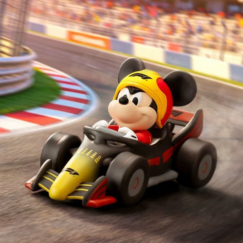 Disney Mickey Family F1 Track Adventure Mystery Box สินค้ารูปตุ๊กตาเดสก์ท็อปของขวัญ