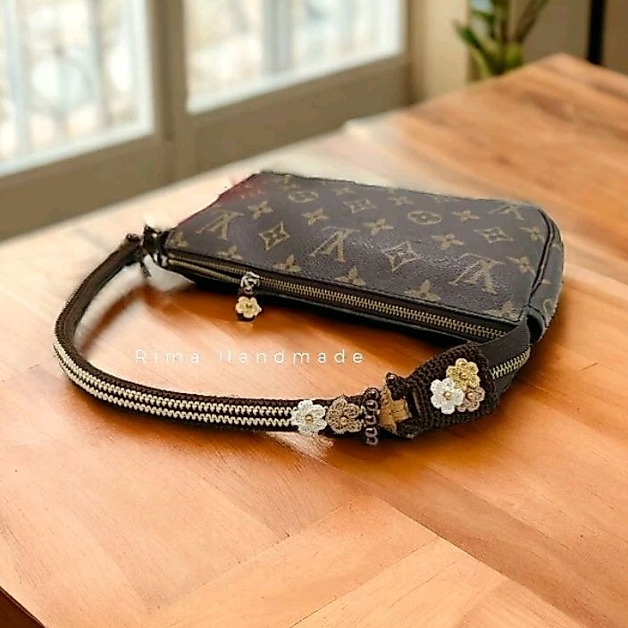 ไหมหุ้มหูกระเป๋า  Lv Pochette (งานสั่งถักตามคิว)​