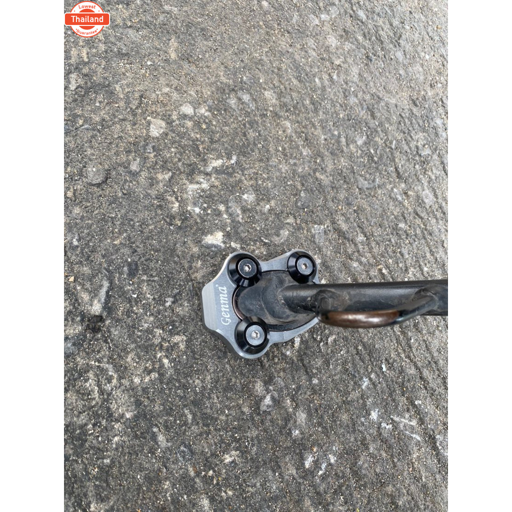 ล้างสต็อก แผ่นรองขาตั้ง ตีนเป็ด รุ่น NINJA250 NINJA300 NINJA650 Z250 Z300 Z800 year'14-16 อะไหล่แต่ง