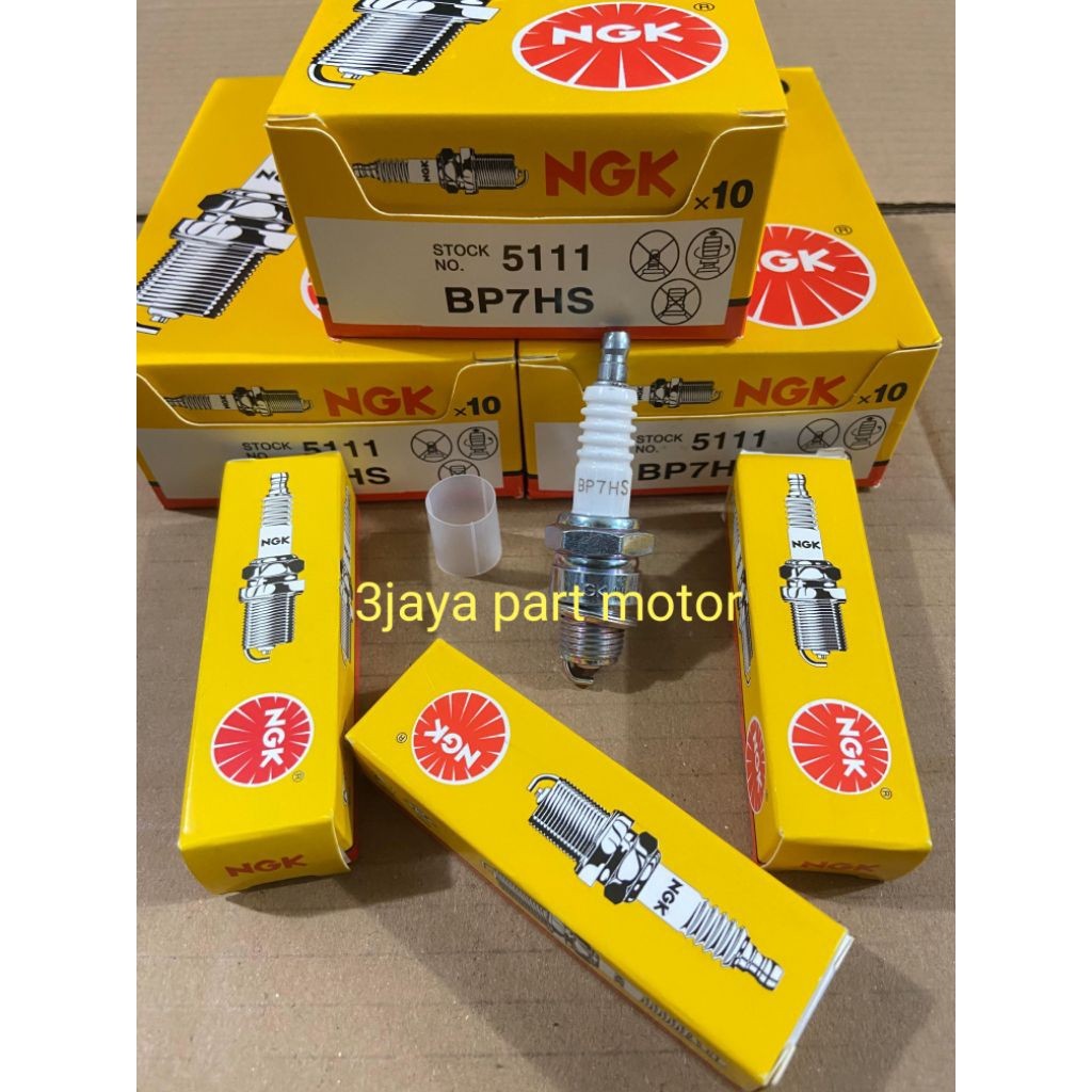 ราคาต่อ 1 ชิ้น NGK BP7 BP7HS หัวเทียน RX king หัวเทียน FIZR หัวเทียน