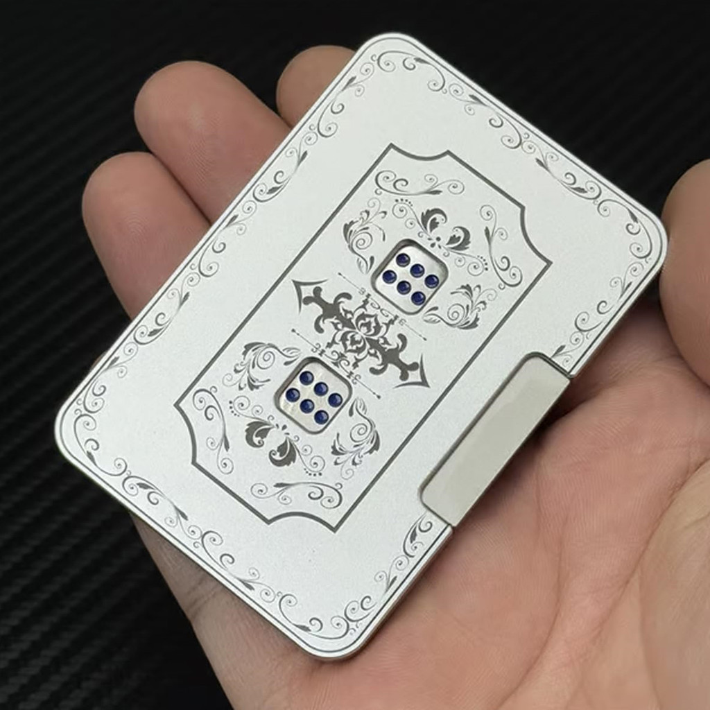 Creative Mechanical Dice Spinner อลูมิเนียมอัลลอยด์ Mechanical Dice Spinner เซอร์ไพรส์เพื่อนและครอบค