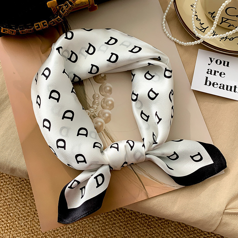 🌷Su.Tee🌷 ผ้าพันคอ ผ้าเรยอน แบบบาง ทรงสี่เหลี่ยม สไตล์เกาหลี สําหรับผู้หญิง พร้อมส่งจากไทย TJ009