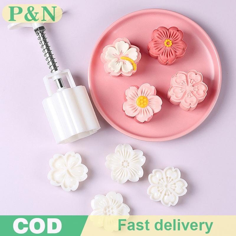 [P&N] 4 ชิ้น/เซ็ต Mooncake แม่พิมพ์ Cherry Blossom ดอกไม้รูปแบบแสตมป์มือกดแม่พิมพ์ Plungers Pastry เครื่องมือ [cod]