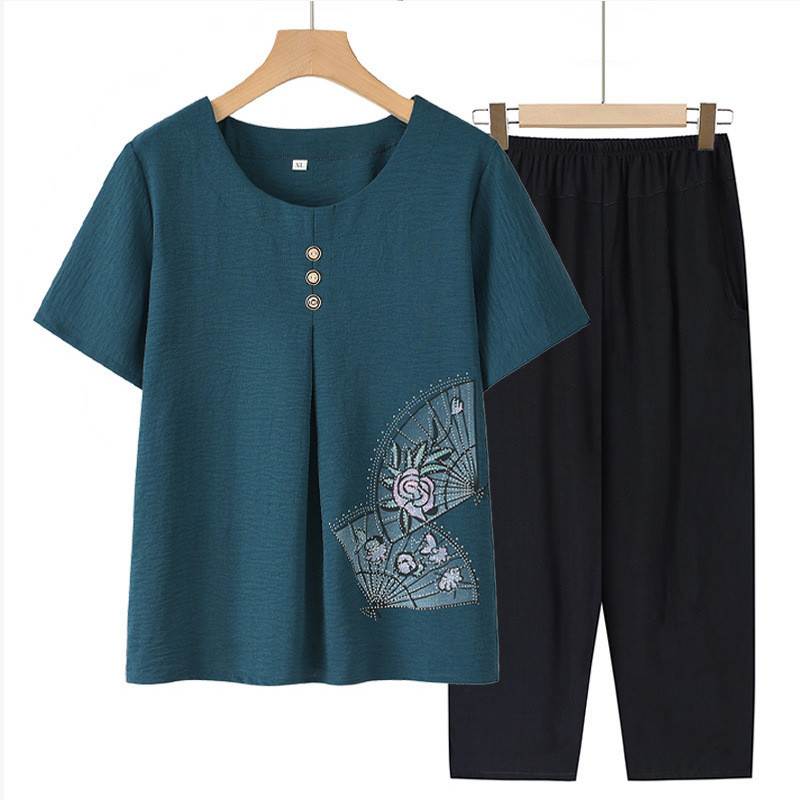 แม่วัยกลางคนและผู้สูงอายุ ชุดฤดูร้อนแขนสั้น เสื้อยืดสำหรับผู้หญิง ใหม่ล่าสุด พร้อมสต๊อก จัดส่งไว