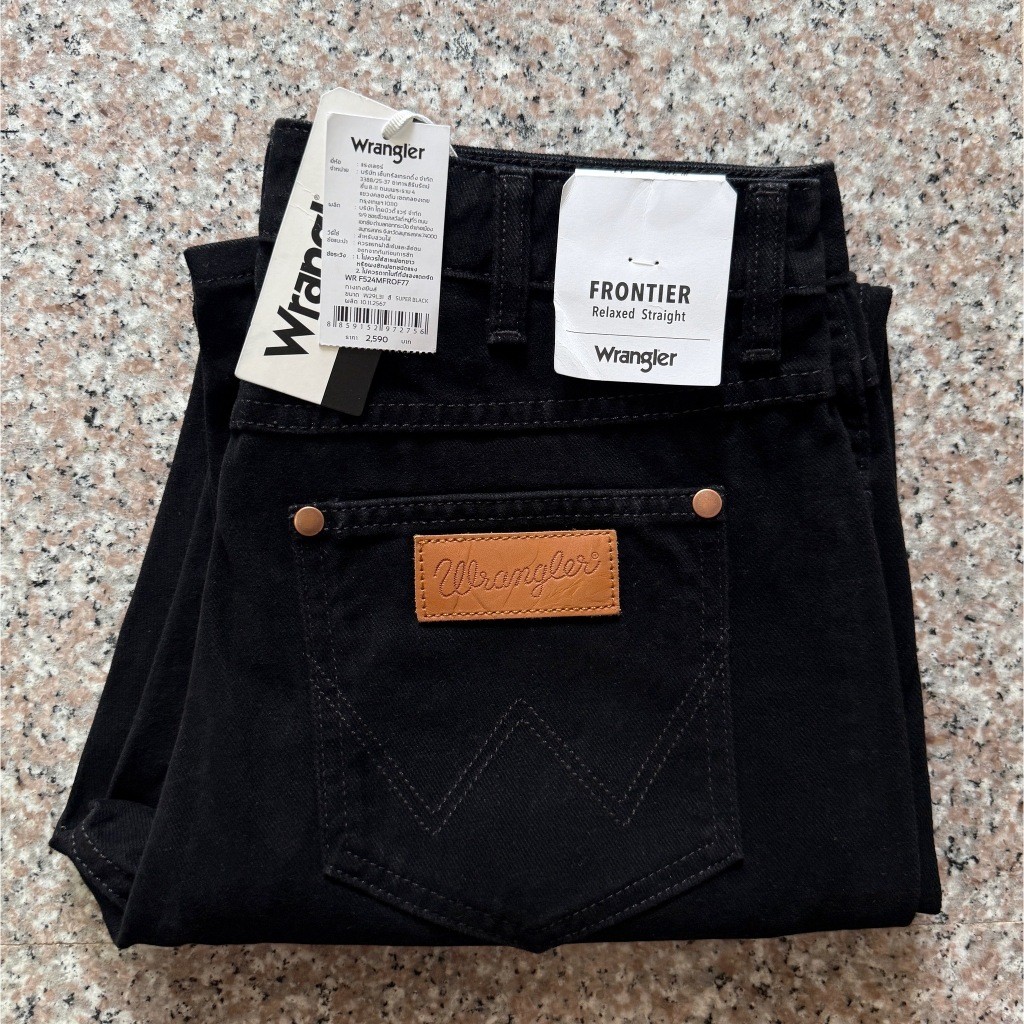 #มาใหม่ กระบอกใหญ่  Wrangler Frontier  สีดำ  ไม่ยืด เป้าซิป  เอวกลาง ของแท้จากSHOP