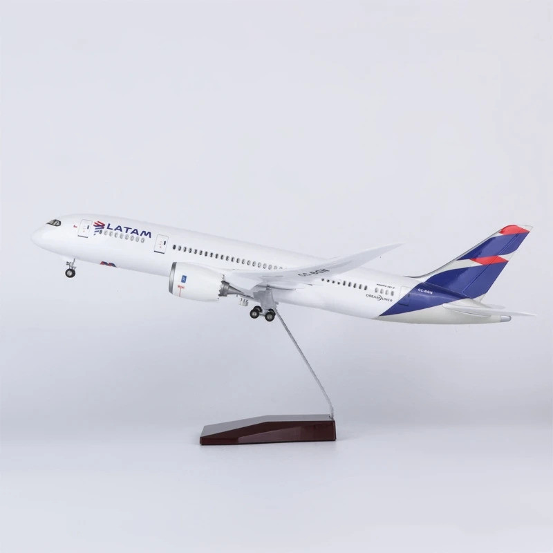 FW 47 ซม.B787 Dreamliner รุ่นเครื่องบินของเล่น 787 Chile LATAM Airline Diecast เครื่องบิน W Light แล