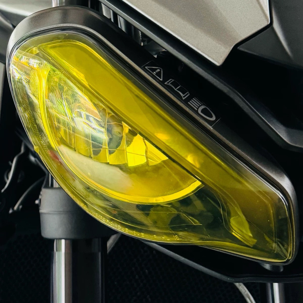 เหมาะสําหรับTriumph Street Triple 765RS前灯膜保护膜贴纸2023-2024