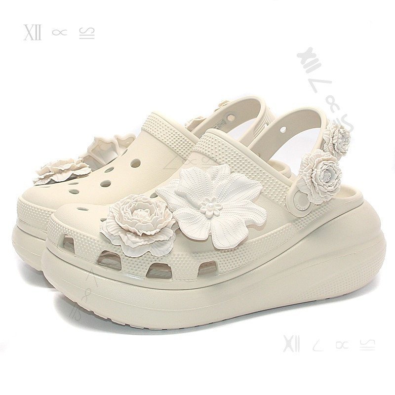 รองเท้าแตะผู้หญิง crocs ของแท้ 100% รองเท้าขนาดบวก 207521