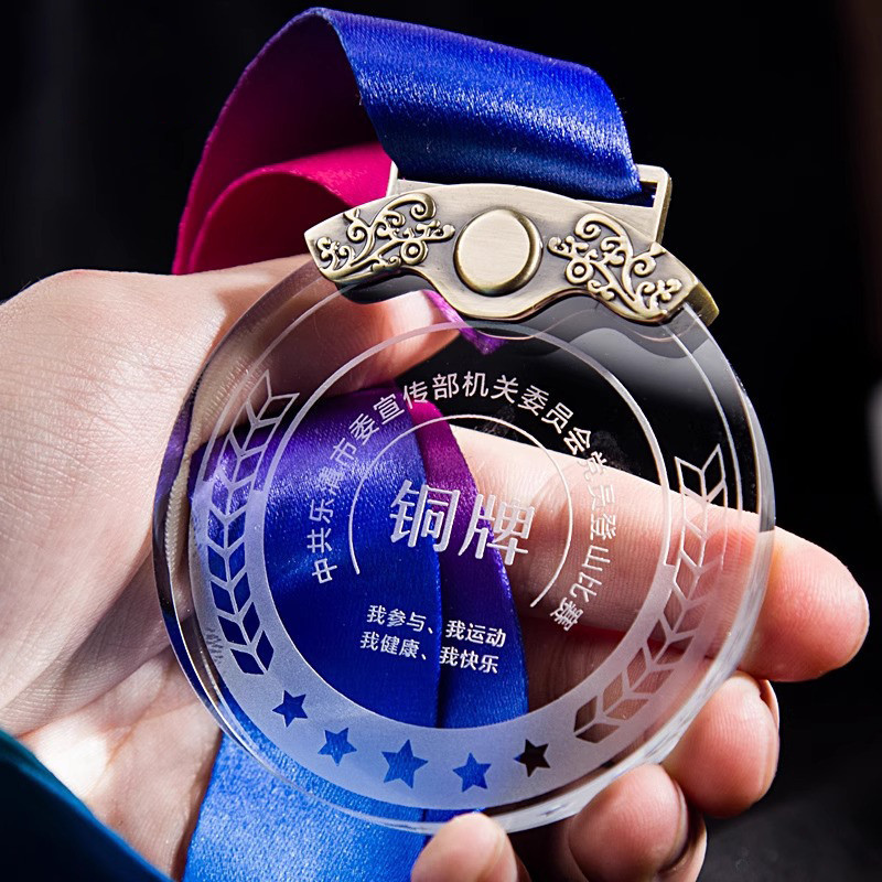 ที่กําหนดเองบาสเกตบอลแชมป์รายการที่กําหนดเองทองเงินทองแดงมาราธอนเด็กเหรียญทองคริสตัลเหรียญเหรียญเหรี