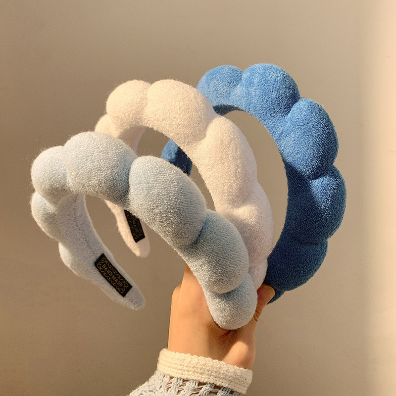 ที่คาดผมเมฆสีน้ําเงินที่คาดผมปีกกว้างหญิง