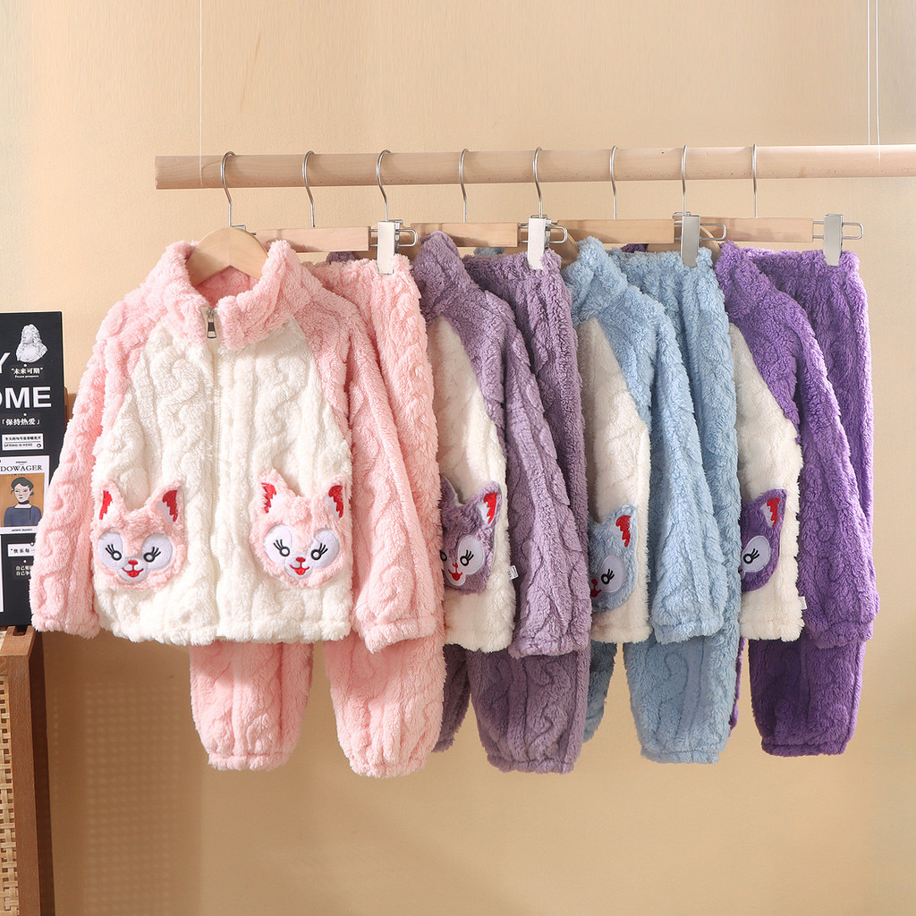 ชุดนอนสไตล์ใหม่สำหรับเด็ก หนาพิเศษพร้อมขนแกะปะการัง เหมาะสำหรับฤดูหนาว ไซส์กลางถึงใหญ่สำหรับทั้งผู้ชายและผู้หญิง