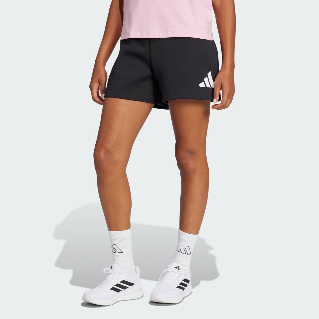 adidas ไลฟ์สไตล์ กางเกงขาสั้น adidas Z.N.E. ผู้หญิง สีดำ JC5395