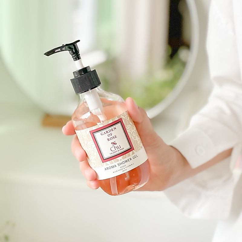 Chu Garden of Rose Aroma Shower Gel 280 ml. เจลอาบน้ำบำรุงผิวอโรม่า กลิ่นทุ่งกุหลาบ