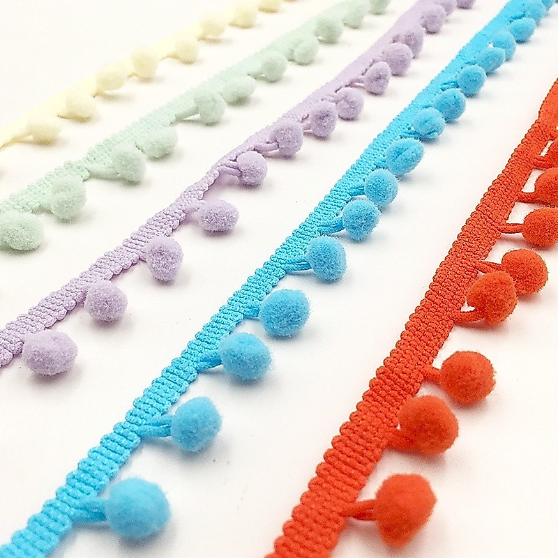 QQ ปอมปอมเส้นตกแต่ง แบ่งขาย สีขาว สีดำ สีแดง สีฟ้า สีกรมท่า สีเขียวใบเฟิร์น สีฟ้าเข้ม สีม่วงพาสเทล สีชมพูพาสเทล สีโอโรส