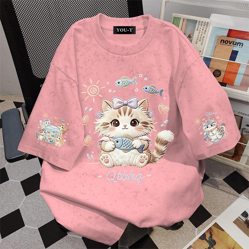 T42.SHOP🌸สื้อยืด เสื้อยืดฟอกoversize เสื้อแฟชั่น เกาหลี สตรีท ใส่สบาย โคตรนุ่ม ผ้าคอตตอน100% ลาย "Qtbkg CAT"