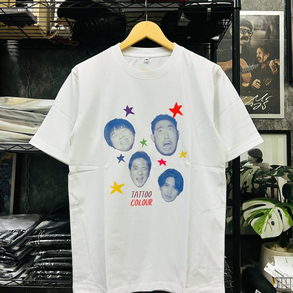 【พร้อมส่ง】  Tattoo Colour “ Pop - Star เสื้อยืดแขนสั้นพิมพ์ลายวงดนตรี ผ้าฝ้ายแท้ ยูนิเซ็กซ์