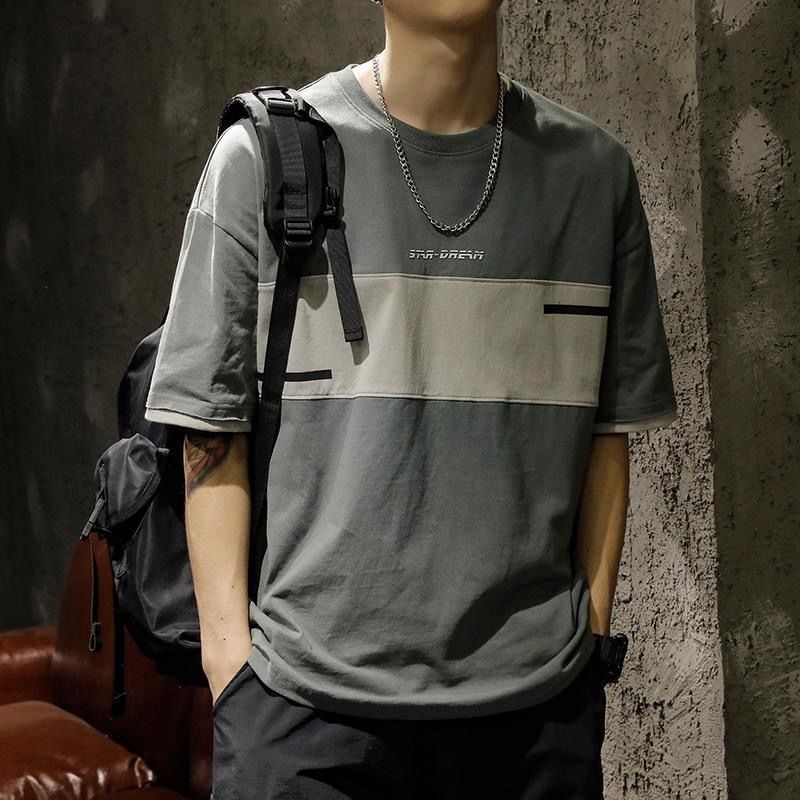 High-End Street Wear Letter เสื้อยืดผู้ชาย Slim-fit เสื้อผ้าแขนสั้นเย็บ Contrast สีเสื้อยืดครึ่งแขน 