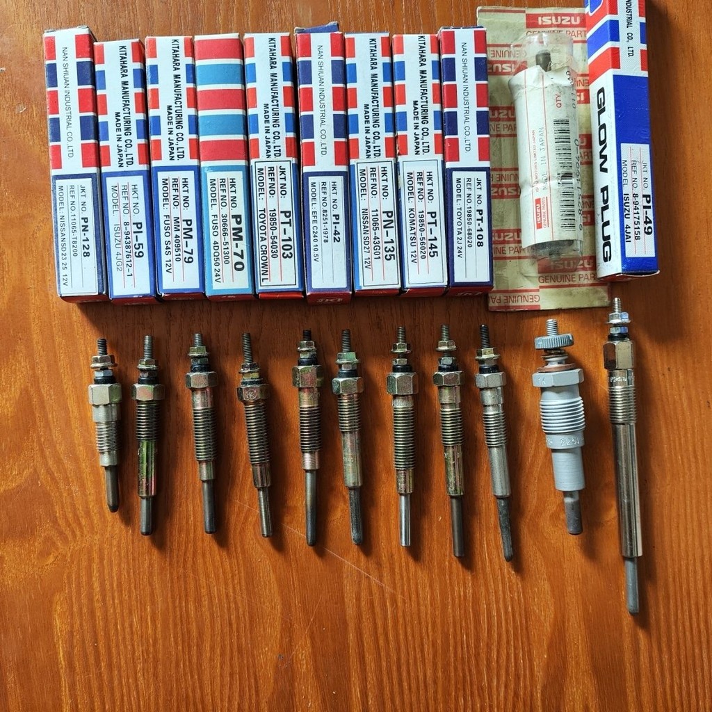 ปลั๊กเรืองแสงเครื่องยนต์ Toyota Forklift 2J 2Z 1Z 1DZ-2 11Z 13Z ปลั๊กอุ่น ปลั๊กเหนี่ยวนำ