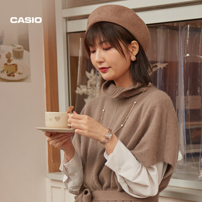 Casio casio Flagship Store SHS-D400 Peach Gold Ladies Simple Temperament Square Female Watch casio O