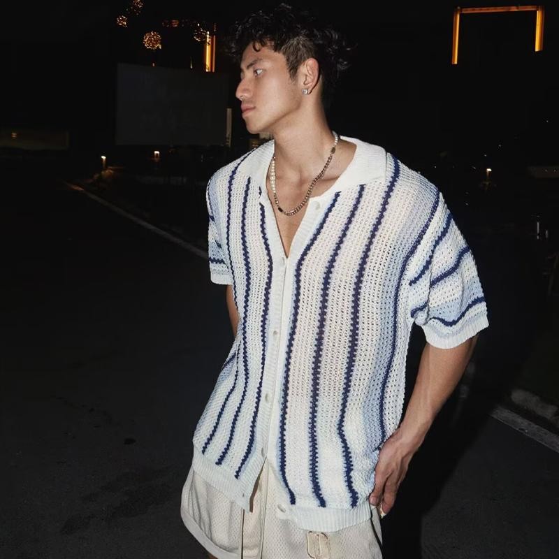 เสื้อเชิ้ตผู้ชาย สไตล์ย้อนยุคเกาหลี สีฟ้าและขาว ลายกราบเสื้อ ระบายอากาศได้ดี ทำจากผ้าคุณภาพสูง