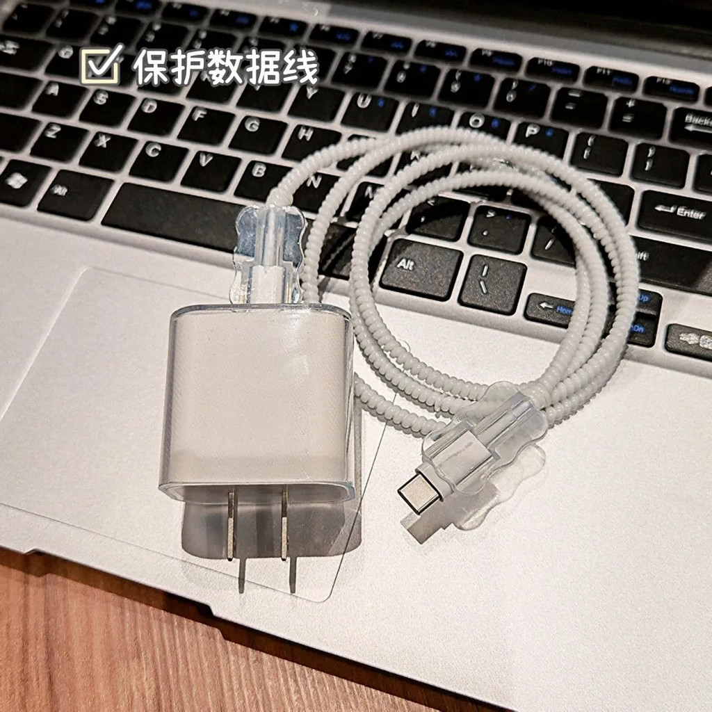 สีขาวสี Charger Protector ฝาครอบชาร์จโทรศัพท์สําหรับ iphone 11 12 13 Pro Max 18w 20w สาย Protector ช