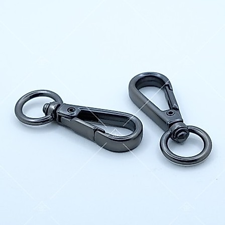 ปลีก/ส่ง(4ชิ้น) คอหมาหยดน้ำ ฐานกลม 1.3ซม. 4ชิ้น งานซิ้ง ชุบเกรดA ไม่ลอก ไม่ดำ (HK7060)