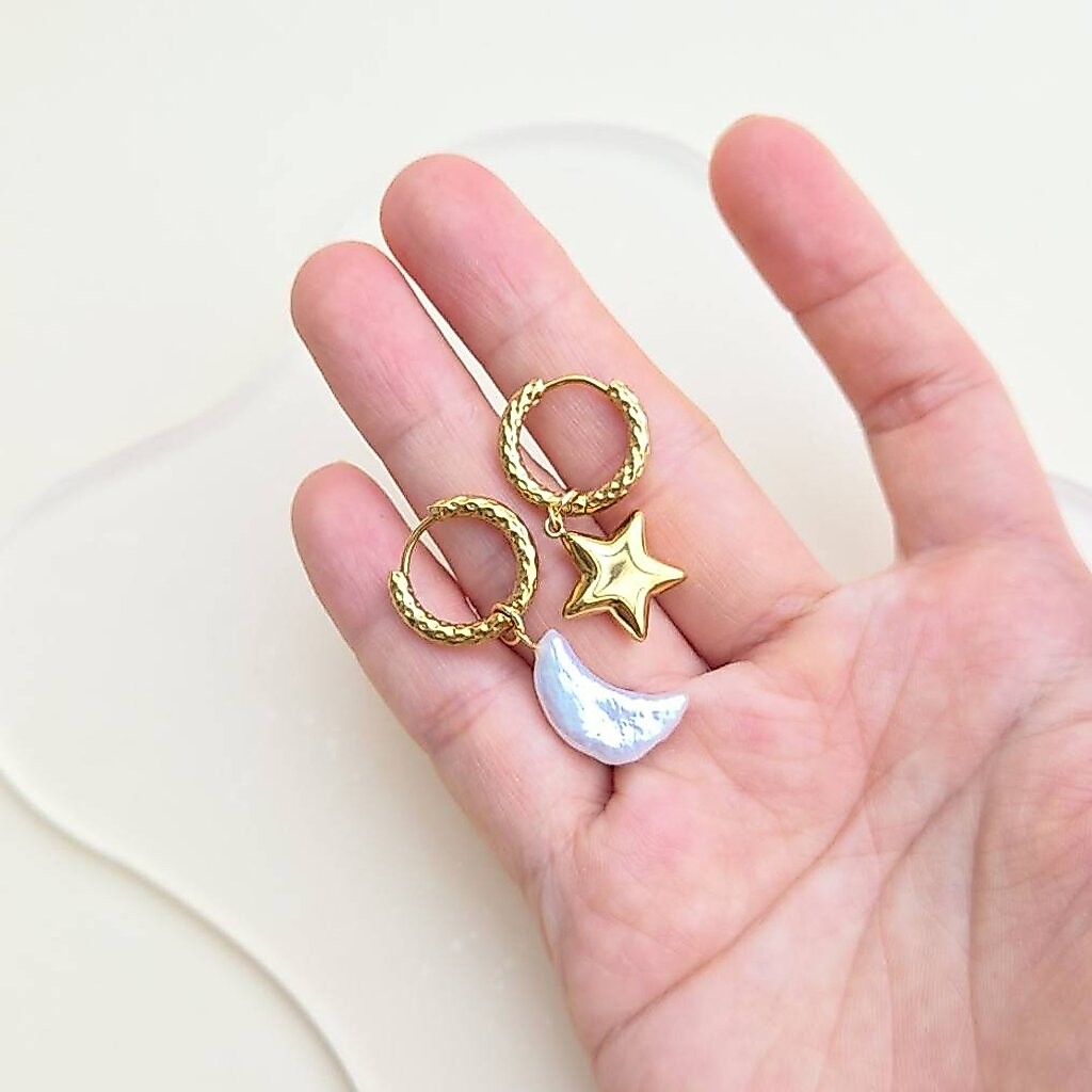 WELRY.acc พร้อมส่ง ต่างหูจี้ห้อยมุก รุ่น Moon&star