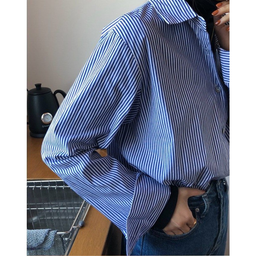เสื้อแขนยาวผู้หญิงสีฟ้าลายสไตล์ฮ่องกง เหมาะสำหรับฤดูใบไม้ผลิและฤดูใบไม้ร่วง ทรงหลวมไซส์เล็ก