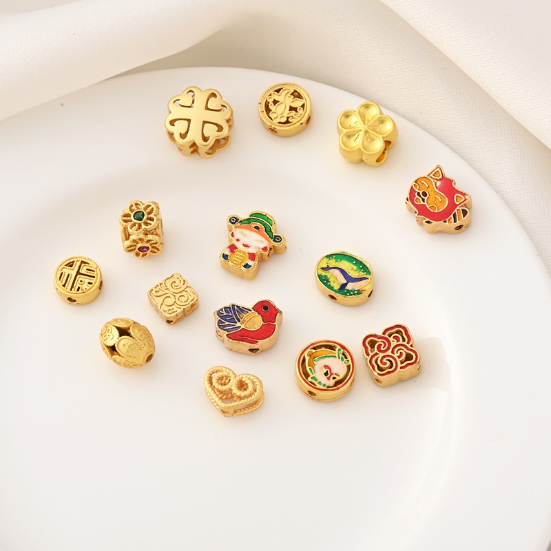 Spacer ลูกปัด 18K God of Wealth Multi-Pass Peach Blossom Four-Lea