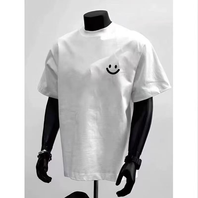 2025 ครึ่งแขนผู้ชายอินเทรนด์ 23 ฤดูร้อนพิมพ์เสื้อยืดแขนสั้นใหม่รอบคอ Slim-Fit เสื้อยืดใหม่สไตล์อเมริ