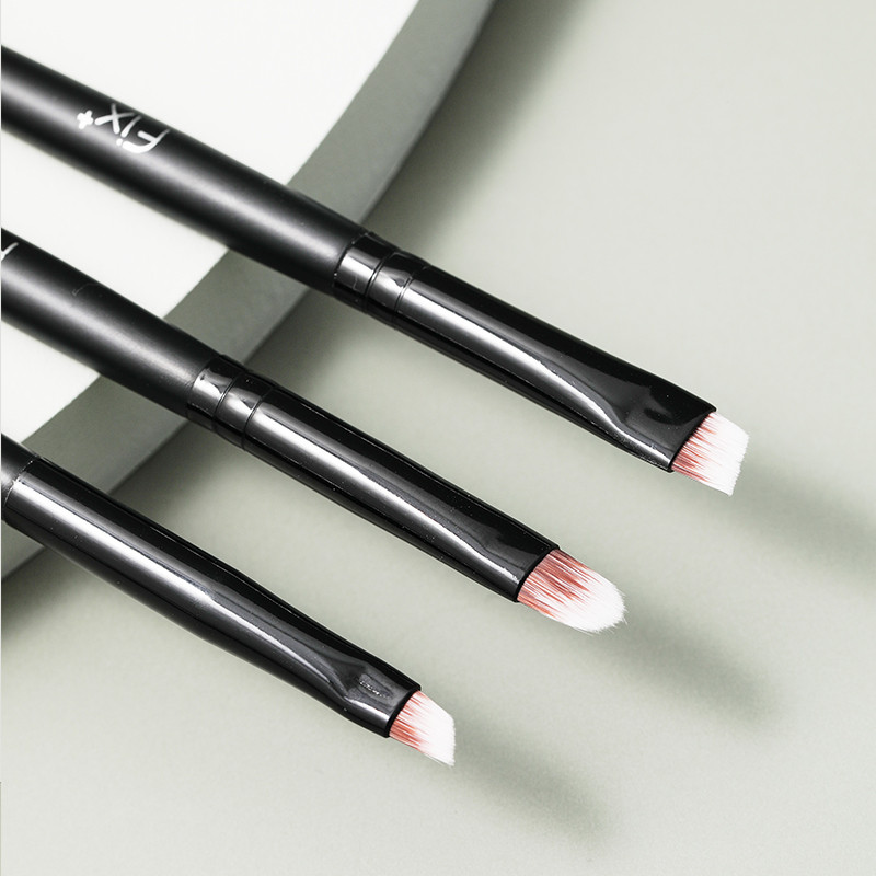 Fix+/ Fix Plus Fine Eyeshadow Brush Soft Eyebrow Brush แปรงคอนซีลเลอร์ 3 Series เครื่องมือเสริมความง