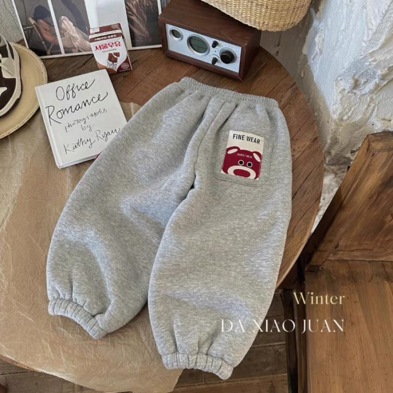 กางเกงวอร์มขนแกะสำหรับเด็กชาย การออกแบบในสไตล์การ์ตูนตะวันตก สำหรับฤดูหนาว